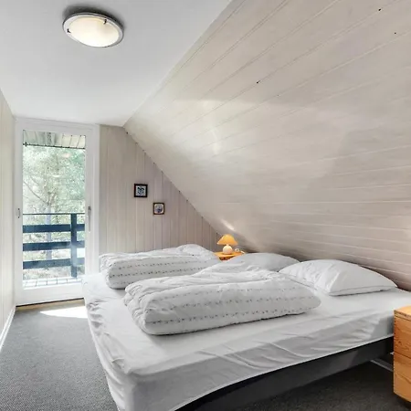 3 Bedroom Stunning In Rm